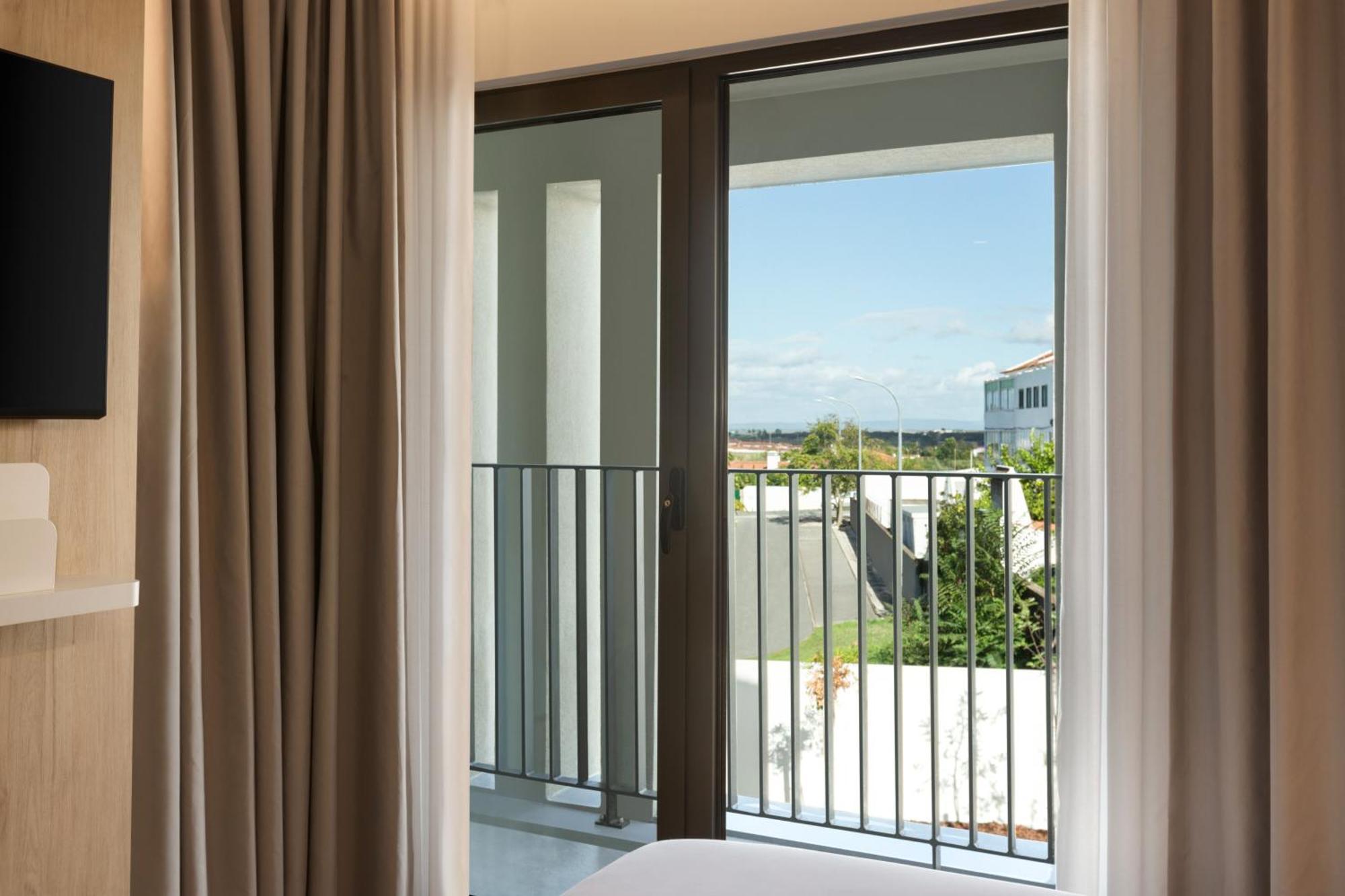 Holiday Inn Express Evora By Ihg Exterior photo