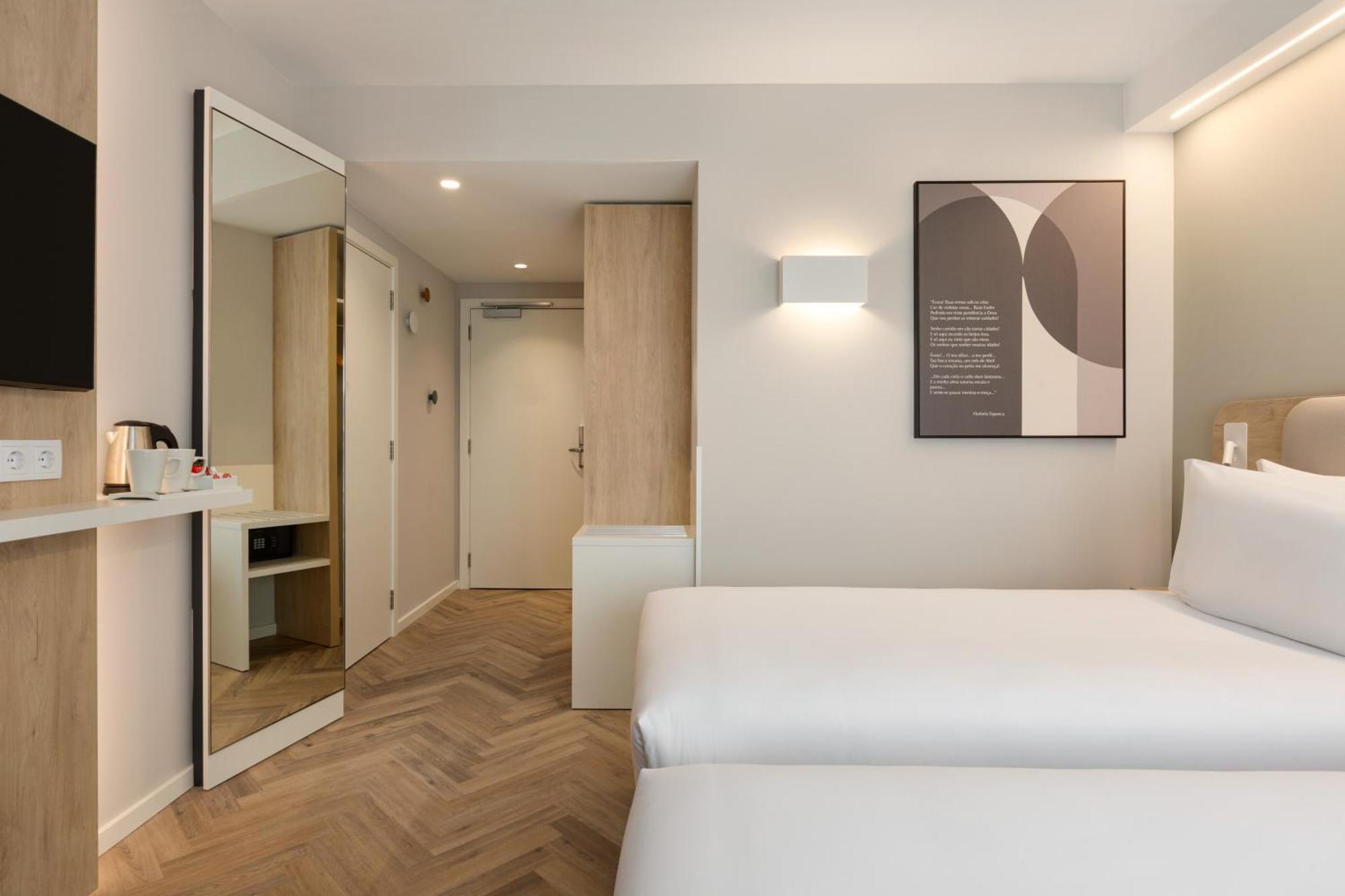 Holiday Inn Express Evora By Ihg Exterior photo